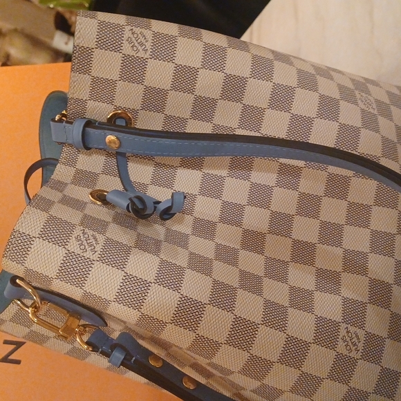 Authentic Louis Vuitton Neo noe - Picture 2 of 10